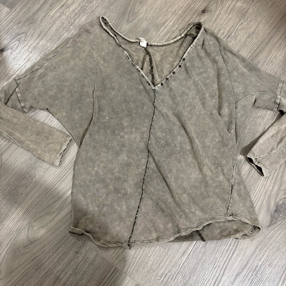 We The Free Olive Asymmetrical Blouse - Picture 7 of 12